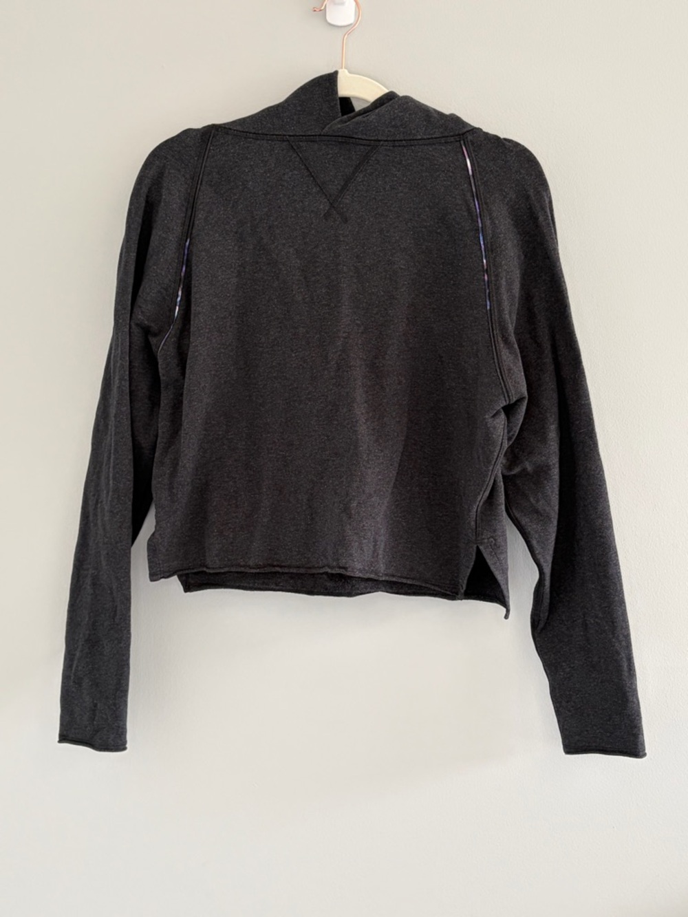 2 for $25 lululemon cropped Hoodie Pulliver Heather Gray with Purple Trim